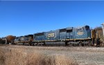 CSX 4553 heads around the curve at Raleigh Tower